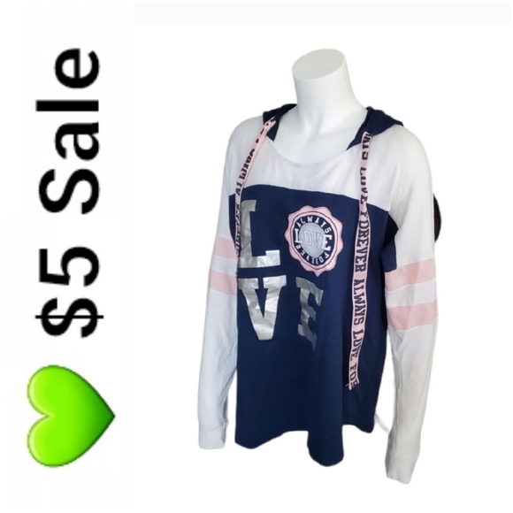 No Boundaries Tops - 💚 $5 Sale No Boundaries Love Hooded Sweatshirt. XL.